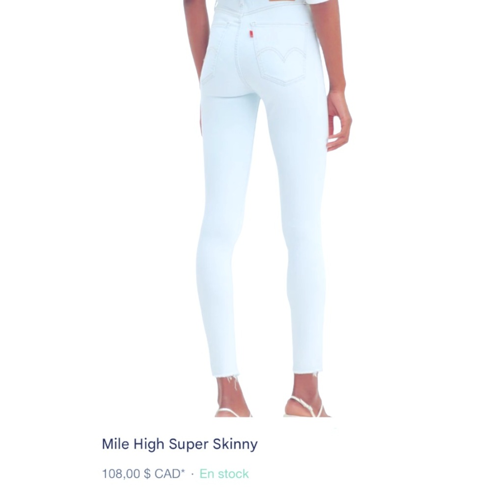 Light Blue High Rise Levi’s Skinny Jeans 👖🩵